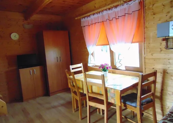 Kanzas 山林小屋 *